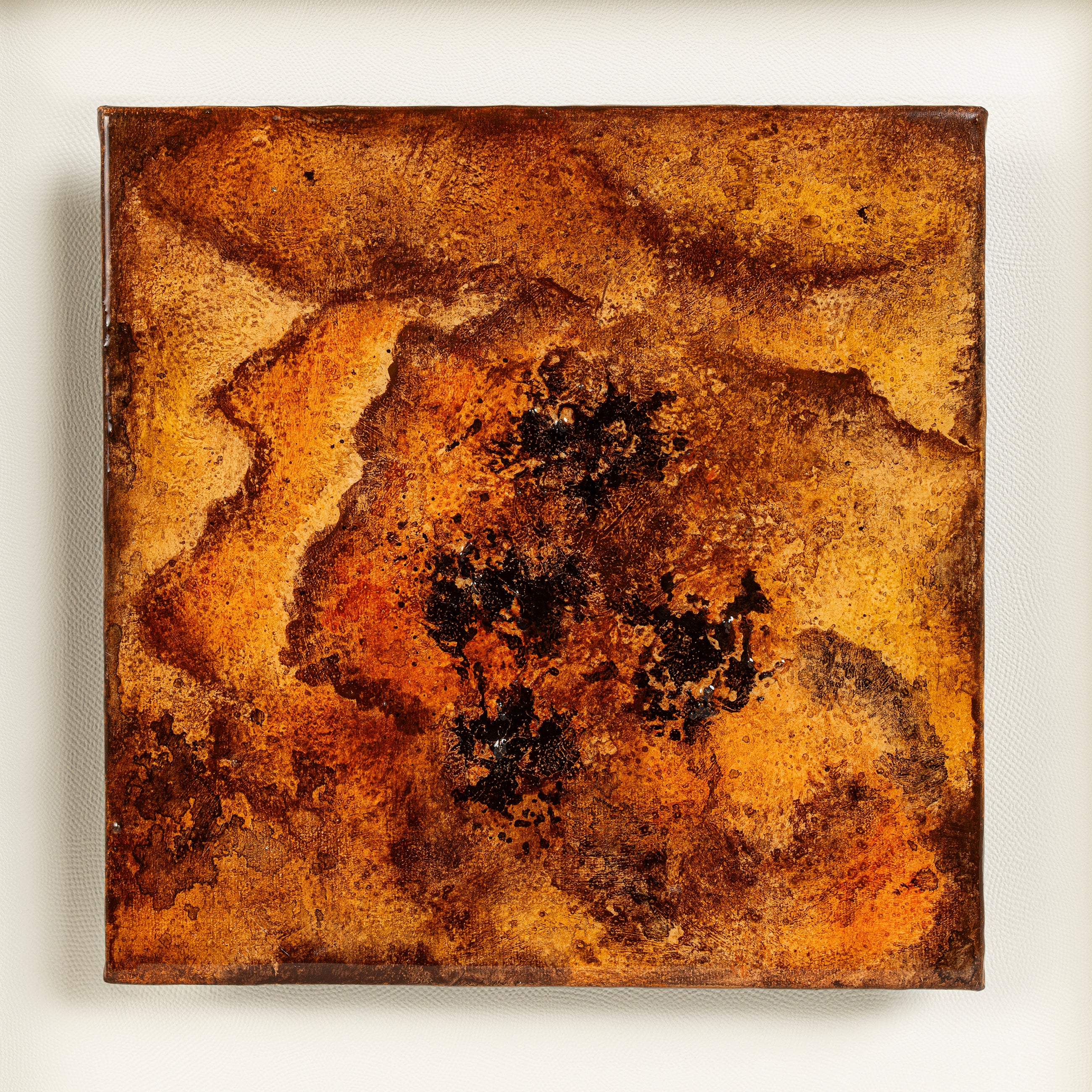 Peony — Mineral Paint · Aura Frame
