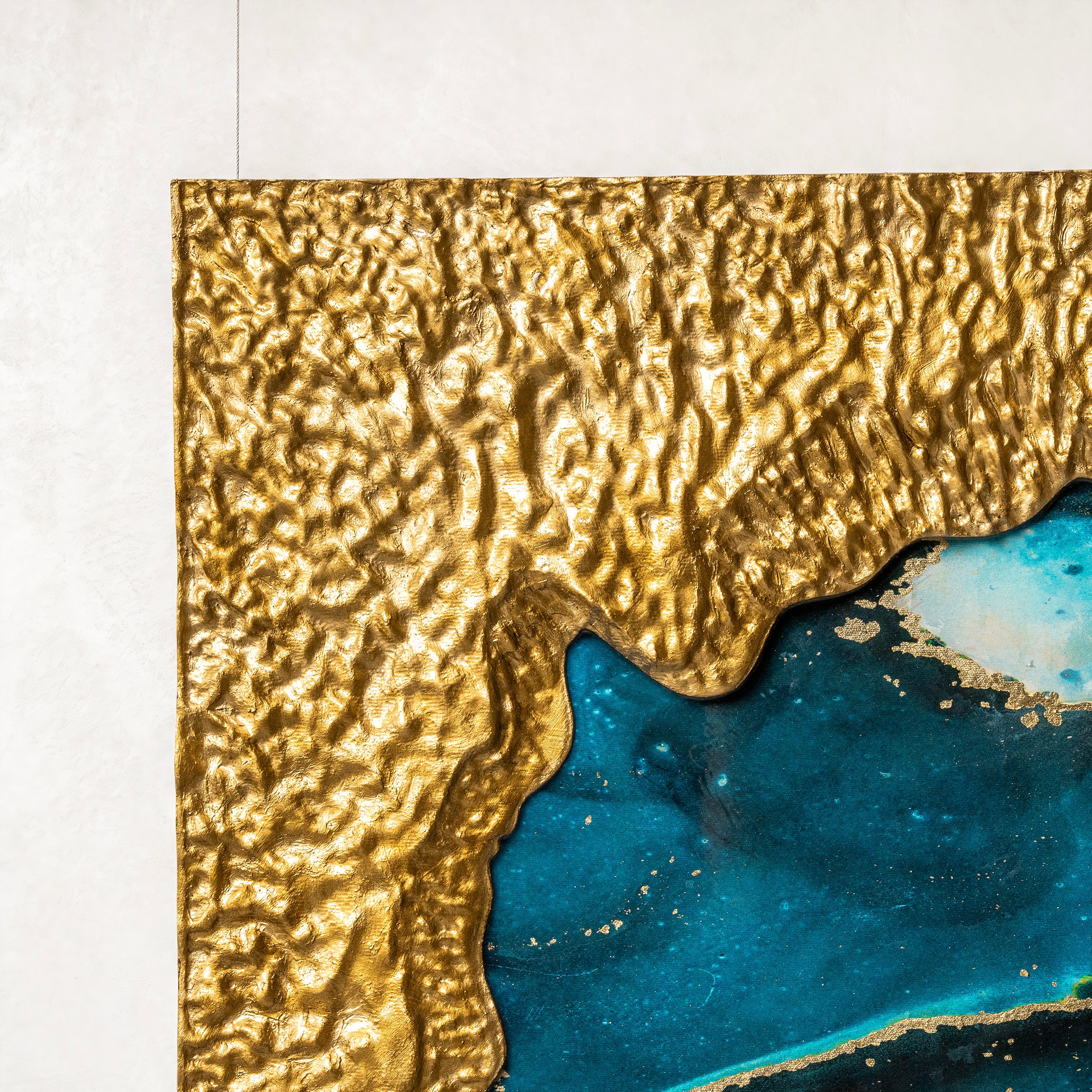 Mirror of Universe-blue detail2